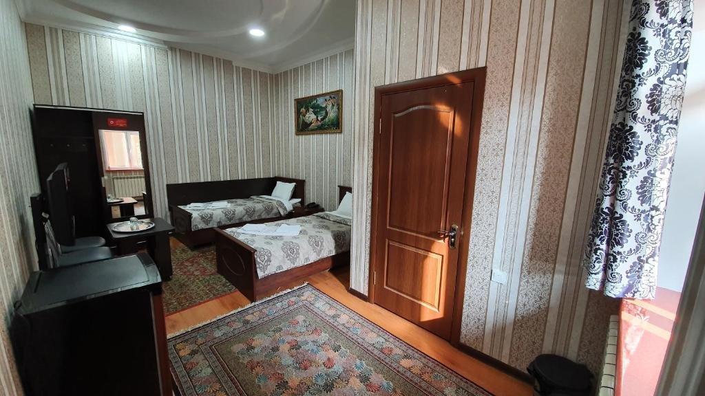 Sarbon Hotel Ташкент Екстериор снимка