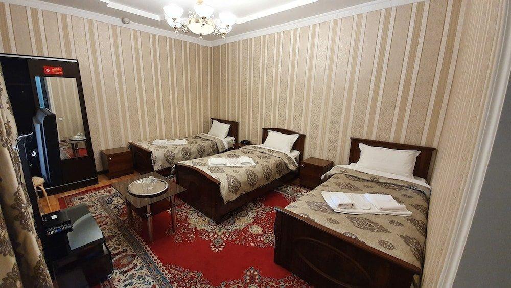 Sarbon Hotel Ташкент Екстериор снимка