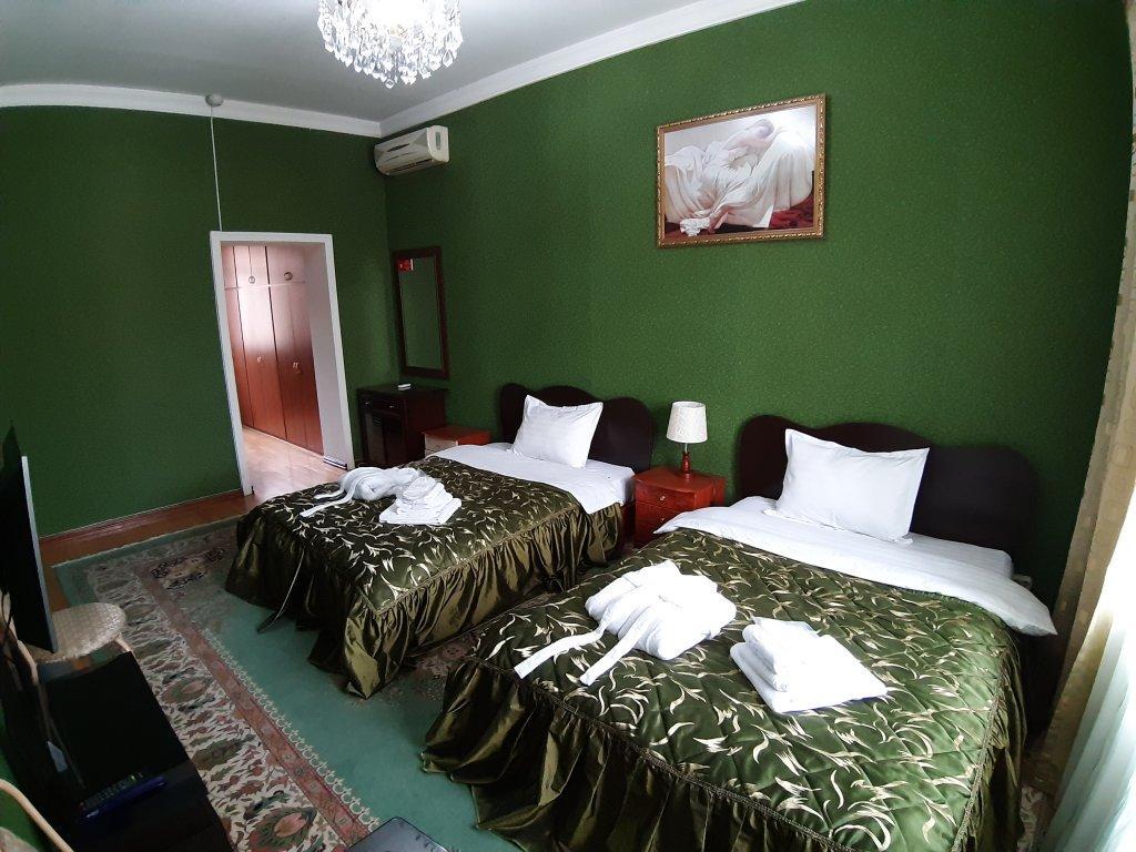 Sarbon Hotel Ташкент Екстериор снимка