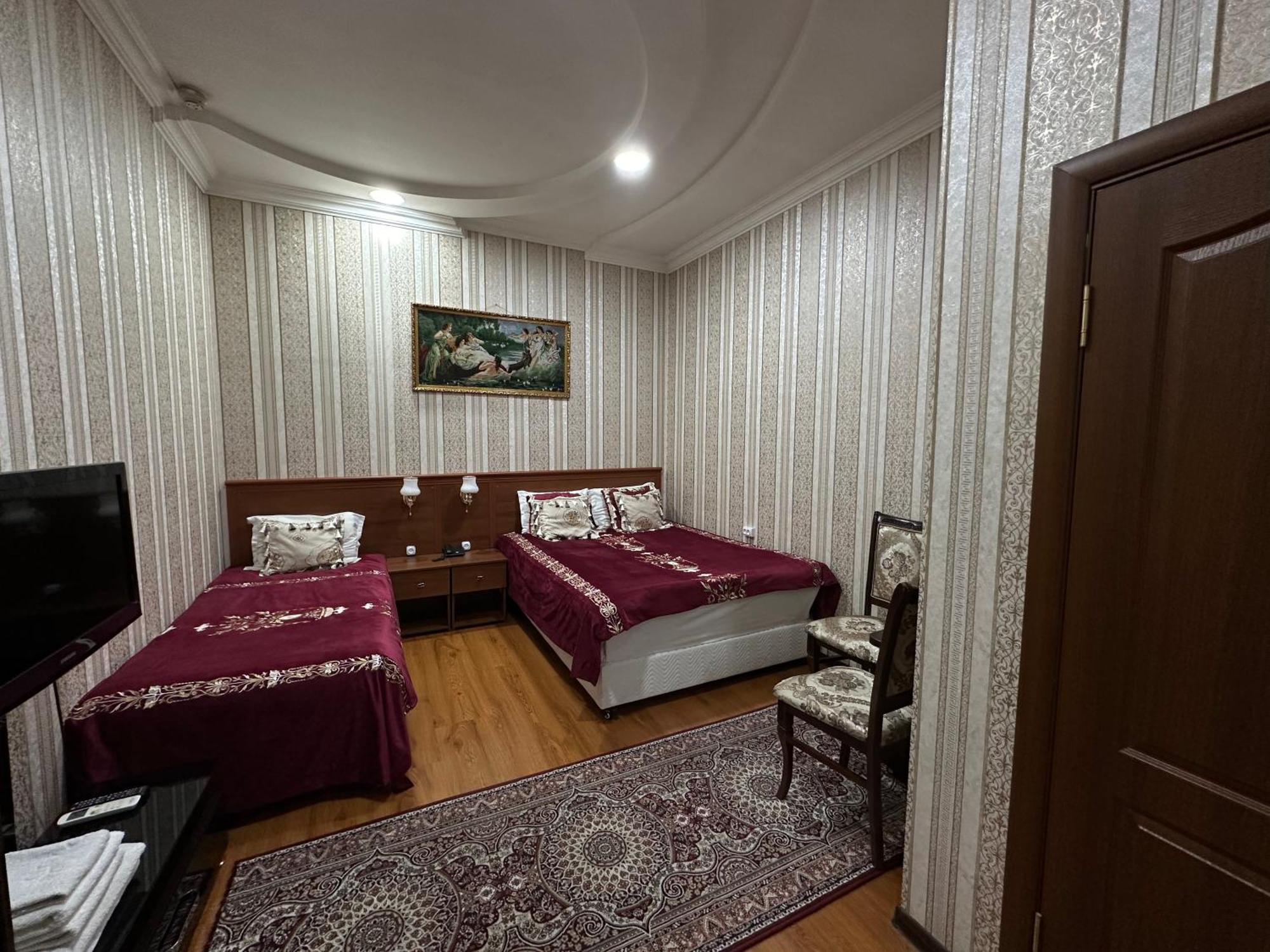 Sarbon Hotel Ташкент Екстериор снимка