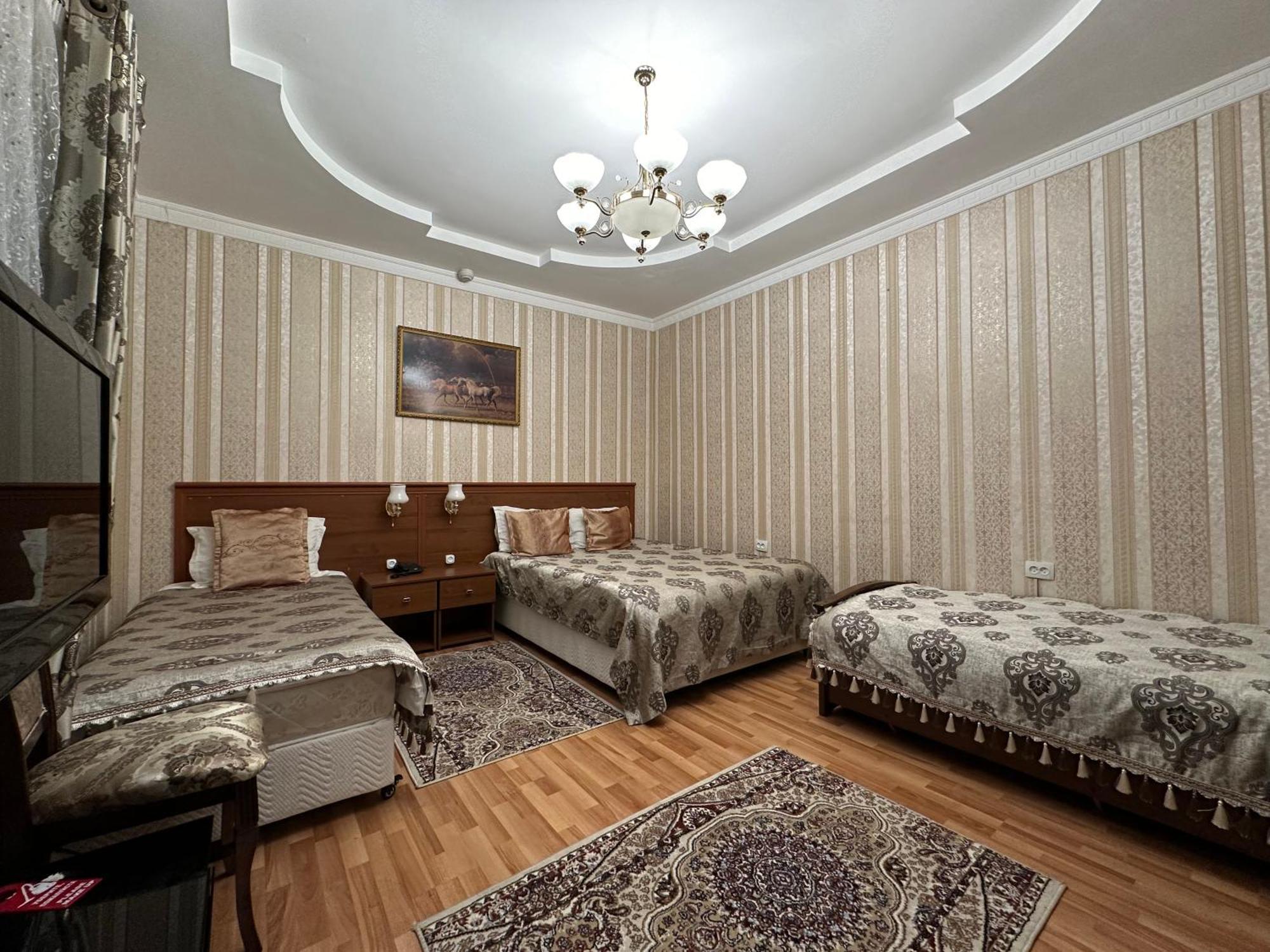 Sarbon Hotel Ташкент Екстериор снимка