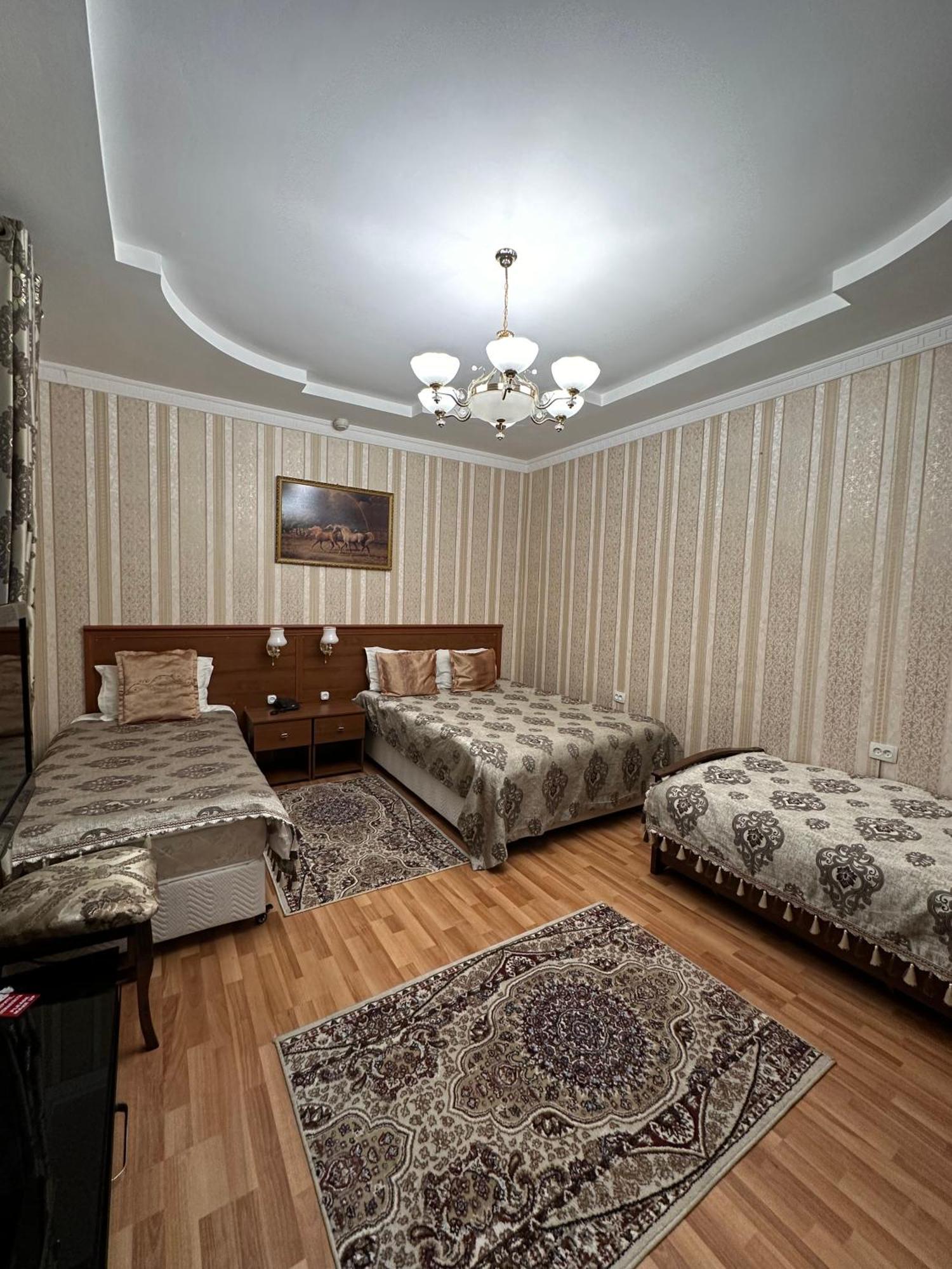 Sarbon Hotel Ташкент Екстериор снимка