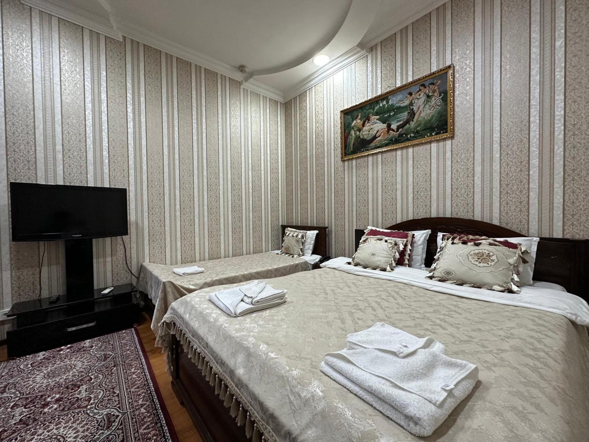Sarbon Hotel Ташкент Екстериор снимка